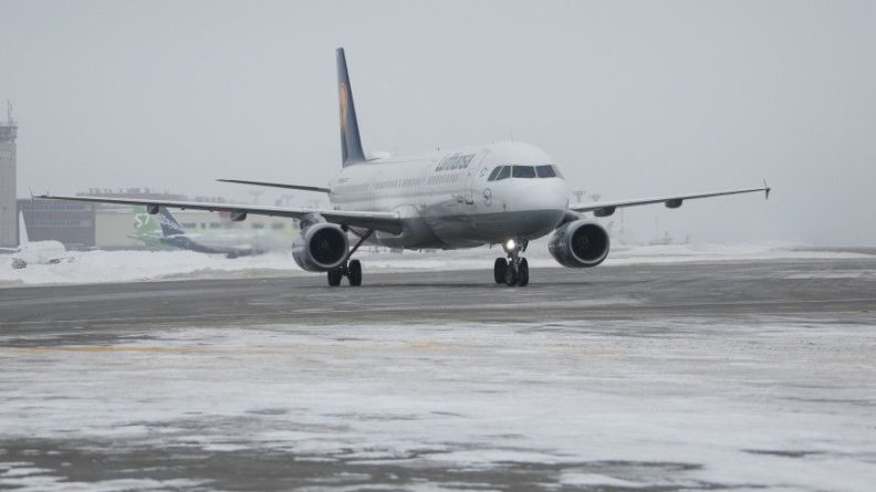 Ряд европейских стран ввел ограничения на авиасообщение с Великобританией 20122020 Общество: Ряд европейских стран ввел ограничения на авиасообщение с Великобританией