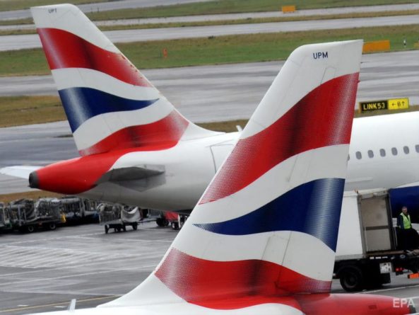 Общество: Более 10 стран заявили о приостановке авиасообщения с Великобританией из-за мутировавшего коронавируса