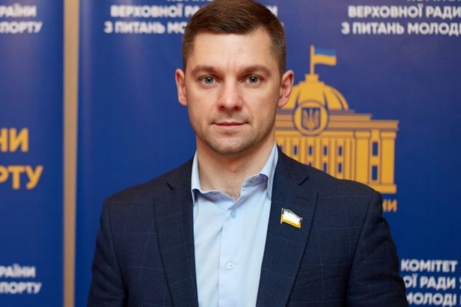 Кабмин планирует в скором времени рассмотреть вопрос закрытия авиасообщения с Британией 21122020 Общество: Кабмин планирует в скором времени рассмотреть вопрос закрытия авиасообщения с Британией