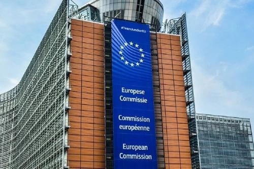 Общество: В Еврокомиссии считают излишним запрет на транспортное сообщение с Великобританией