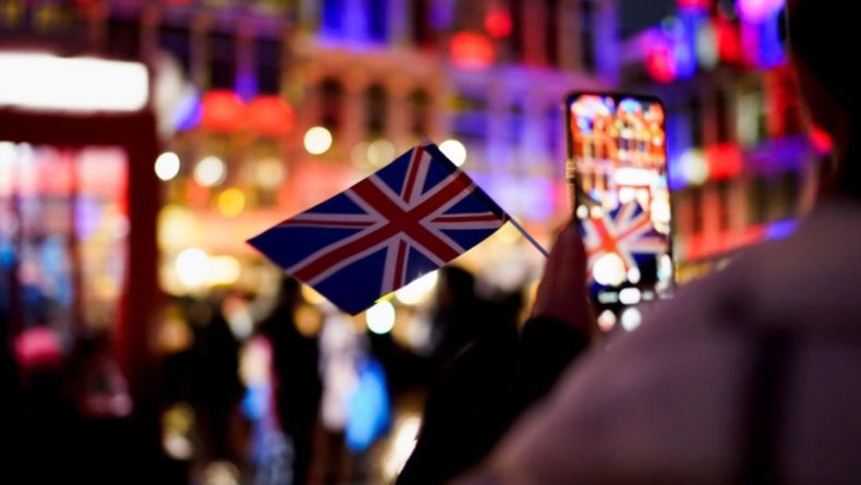 Общество: Великобритания и Евросоюз заключили торговое соглашение по Брекзиту