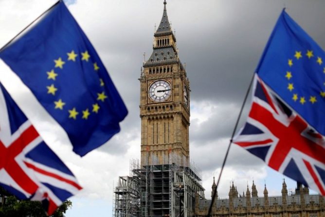 Общество: Евросоюз и Британия договорились об условиях торговли после Brexit