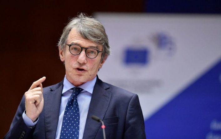 Общество: Европарламент не успеет до конца года рассмотреть торговую сделку Британии и ЕС