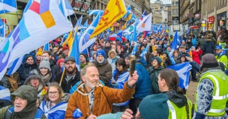 Общество: После заключения сделки по Brexit в Шотландии вновь заговорили о независимости