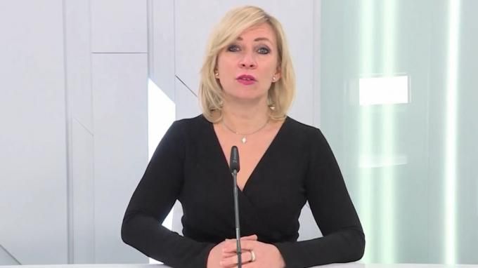 Общество: Захарова ответила на заявление Великобритании о "вызывающем поведении РФ"