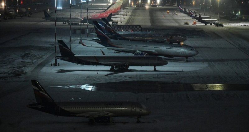 Общество: РФ продлила приостановку авиасообщения с Великобританией до 12 января