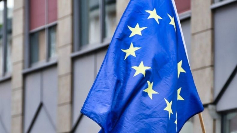 Общество: ЕС и Великобритания в конце года заключат важную торговую сделку