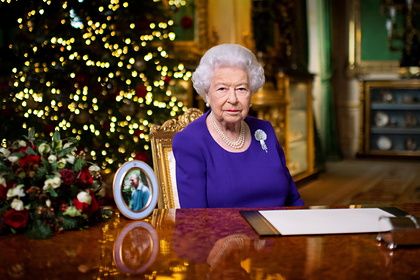 Общество: Королева Великобритании подписала документ об окончательном «разводе» с ЕС
