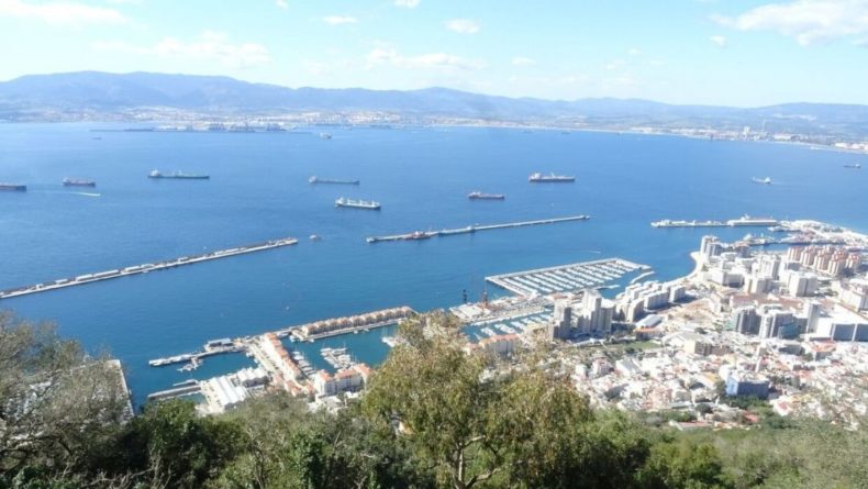 Общество: Испания и Великобритания согласовали документ о границах Гибралтара