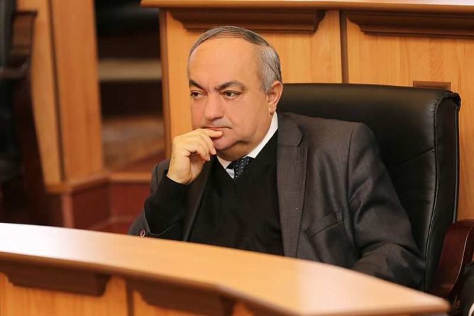 Президент Армении Армен Саркисян из-за COVID-19 ушёл в Лондоне на самоизоляцию 05012021 Общество: Президент Армении Армен Саркисян из-за COVID-19 ушёл в Лондоне на самоизоляцию