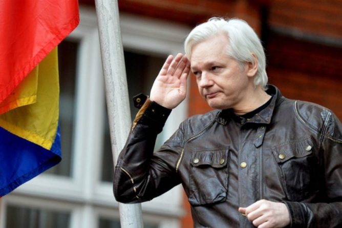 Общество: Лондон не разрешил отпускать основателя Wikileaks Ассанжа из-под стражи