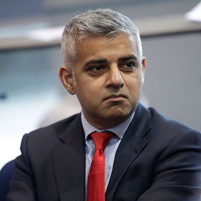 Общество: Мэр Лондона объявил о введении режима ЧС в столице Великобритании