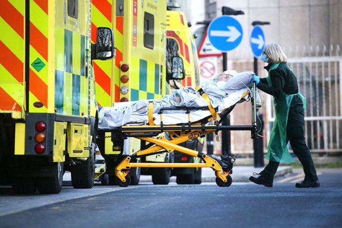 Общество: В Лондоне введён режим ЧС из-за переполненных больниц