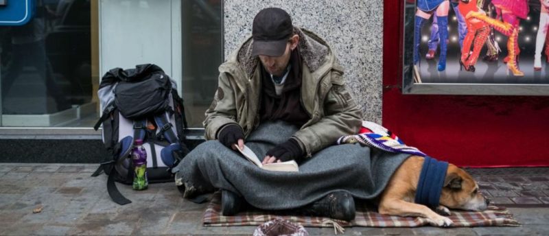 Общество: В Британии с начала пандемии 70 тысяч семей стали бездомными