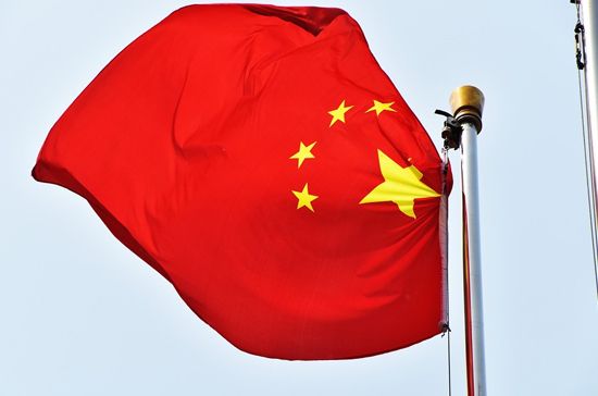 Общество: В КНР продлили временный запрет на авиасообщение с Великобританией