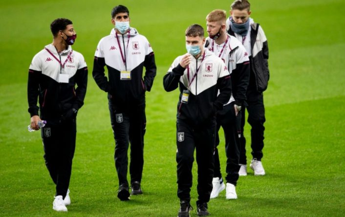 Общество: Очередной матч чемпионата Англии перенесен из-за вспышки коронавируса в клубе
