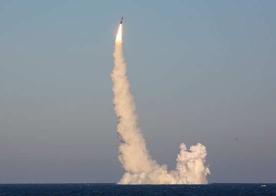 Общество: Express: Великобритания может "опустошить" Россию ракетами Trident