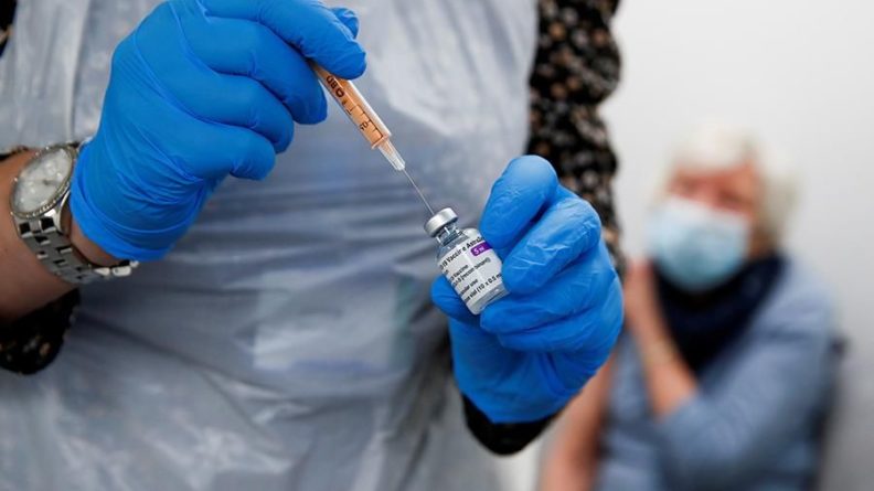 Общество: В Великобритании более 4,6 млн человек сделали прививки от коронавируса