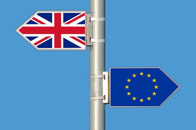 Общество: Великобритания отомстила ЕС за брексит, понизив статус его дипломатов