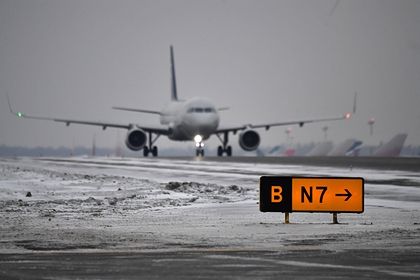 Общество: Россия продлила ограничения на авиасообщение с Великобританией