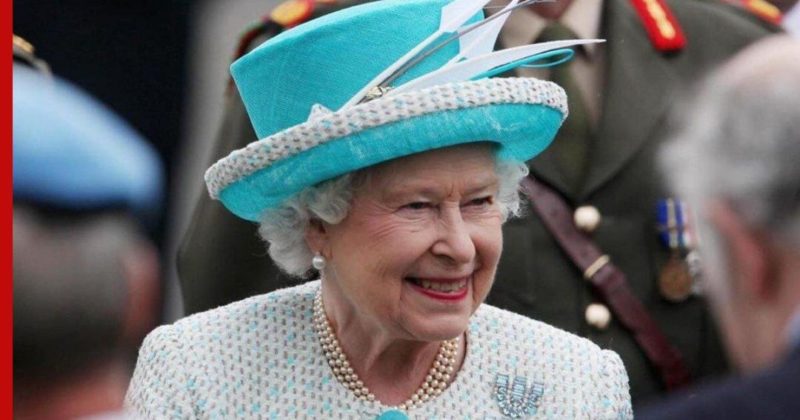 Общество: В Англии рассказали о необычных вечерних привычках королевы Елизаветы II