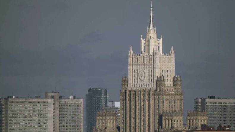 МИД России объяснил отъезд дипломатов из Лондона 13022021 Общество: МИД России объяснил отъезд дипломатов из Лондона