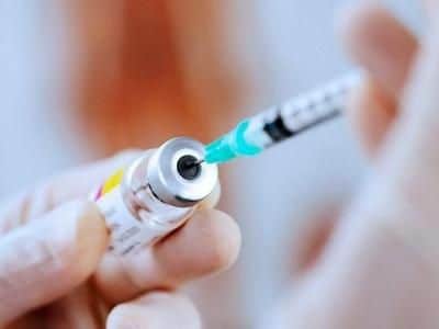 Общество: СМИ: В Великобритании разрабатывают универсальные вакцины против различных штаммов коронавируса