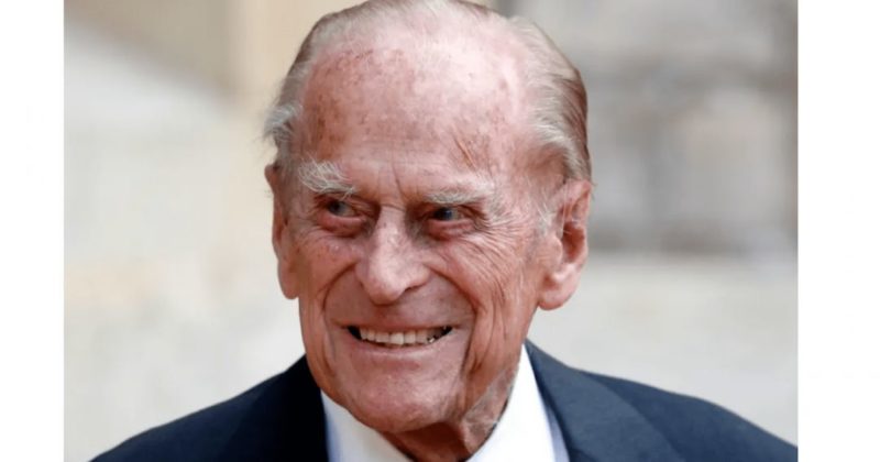 Общество: Муж королевы Великобритании принц Филипп помещен в больницу