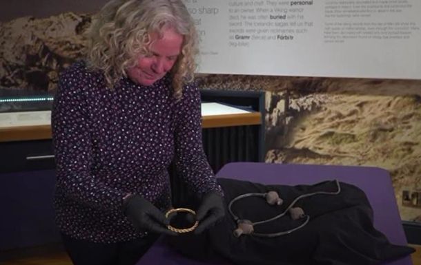 Общество: У берегов Британии нашли сокровища викингов