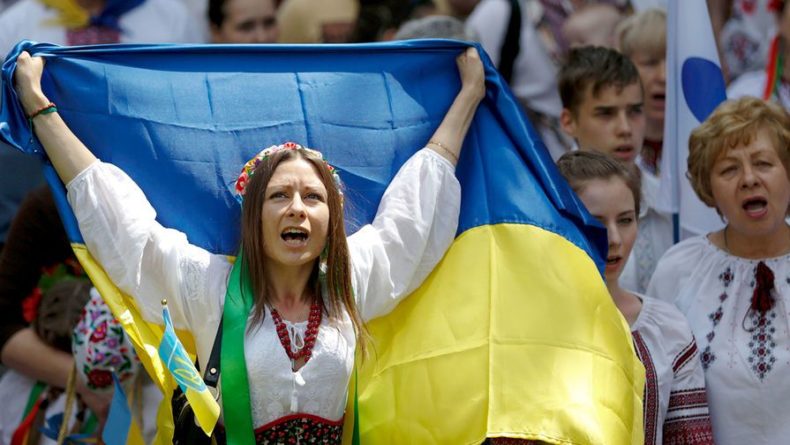 Общество: Британия направила Украине деньги на «крымские» структуры