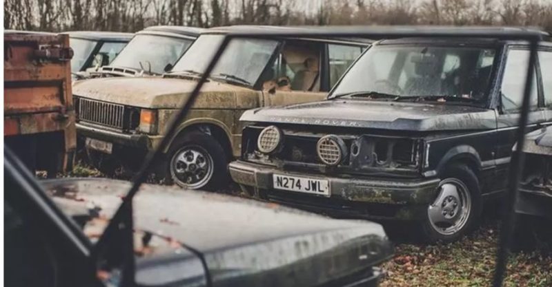 Общество: В Британии обнаружили огромное "кладбище" внедорожников Land Rover: фото