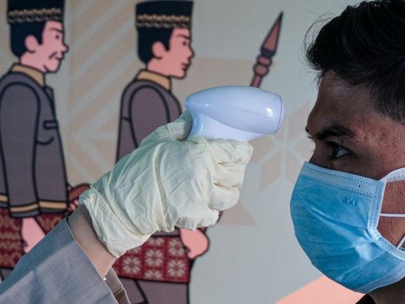 Общество: В Великобритании обнаружили "филиппинский" штамм коронавируса