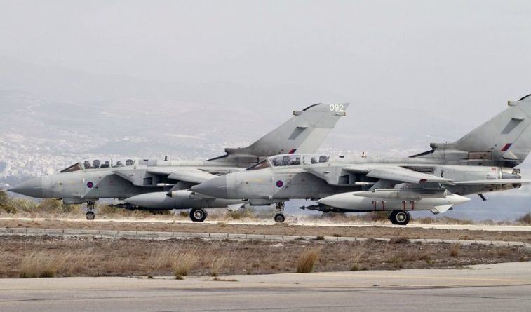 Общество: Британия обвинила Россию в попытках заглушить связь у военных самолетов