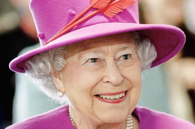 Общество: В Британии отменили парад в честь дня рождения Елизаветы II