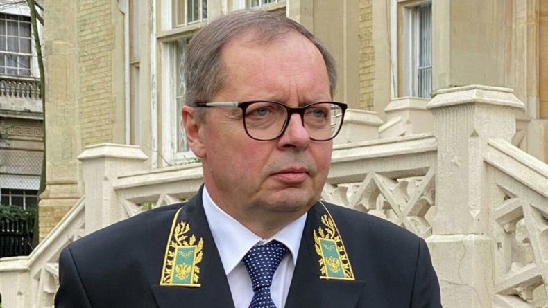 Общество: Посол России заявил, что отношения Москвы и Лондона «практически мертвы»