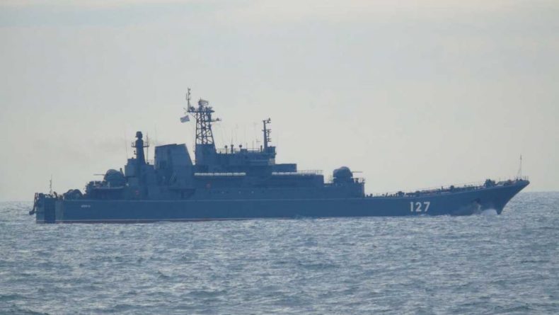 Общество: Жители Великобритании наблюдали проход десантных кораблей ВМФ России в Атлантику