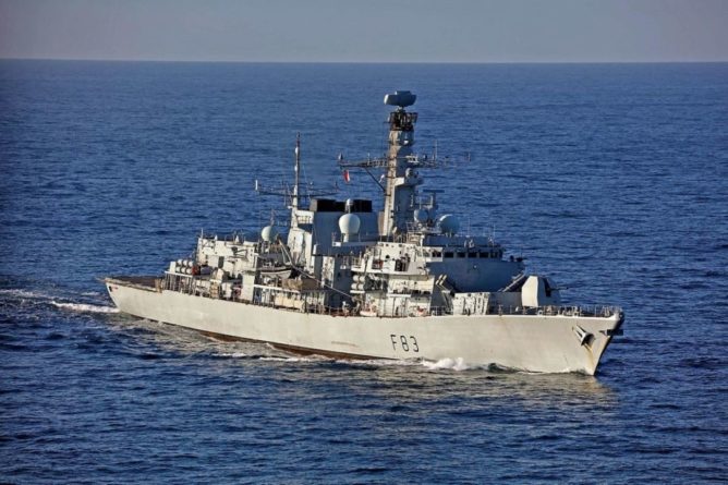 Общество: Великобритания получит корабль для защиты подводных линий связи в 2024 году