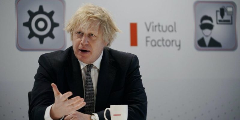 Общество: «Не нужно тешить себя иллюзиями». Джонсон предупредил британцев о третьей волне коронавируса