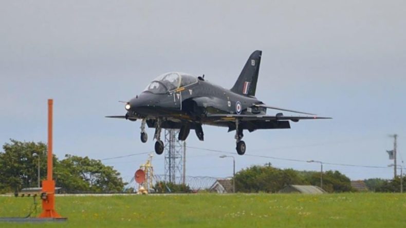 Общество: В Великобритании разбился самолет Королевских воздушных сил