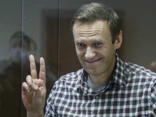 Общество: США и Великобритания отреагировали на информацию об ухудшении состояния здоровья Навального