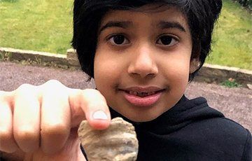 Общество: Шестилетний британец нашел в саду артефакт возрастом до 500 миллионов лет