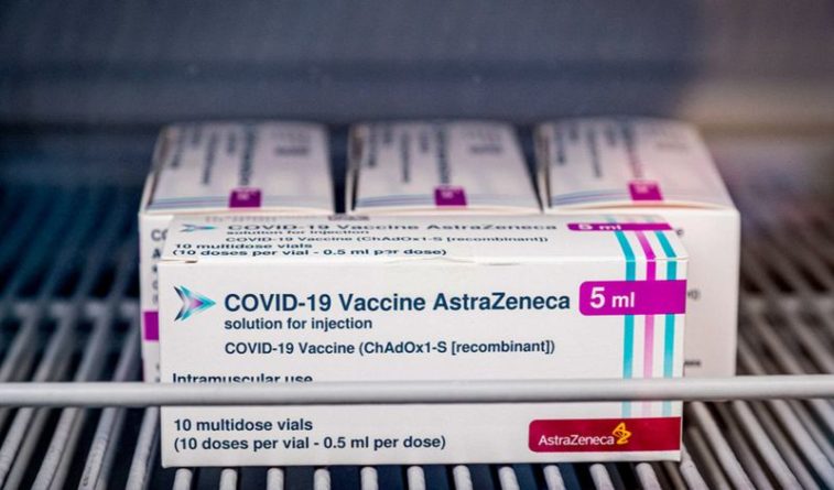 Общество: В Великобритании рекомендовали ограничить использование вакцины AstraZeneca