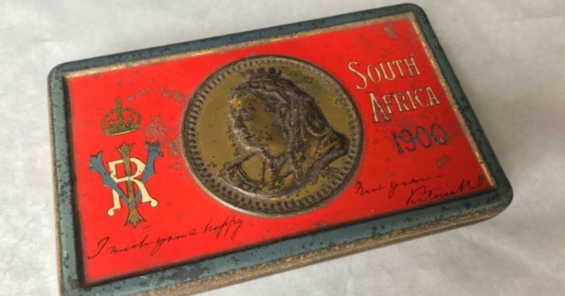 Общество: Подарок королевы для солдат: в Британии нашли коробку шоколада, которому более 120 лет