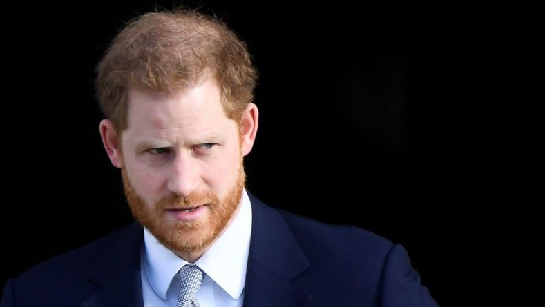 Общество: Принц Гарри возвращается в Великобританию на похороны принца Филиппа
