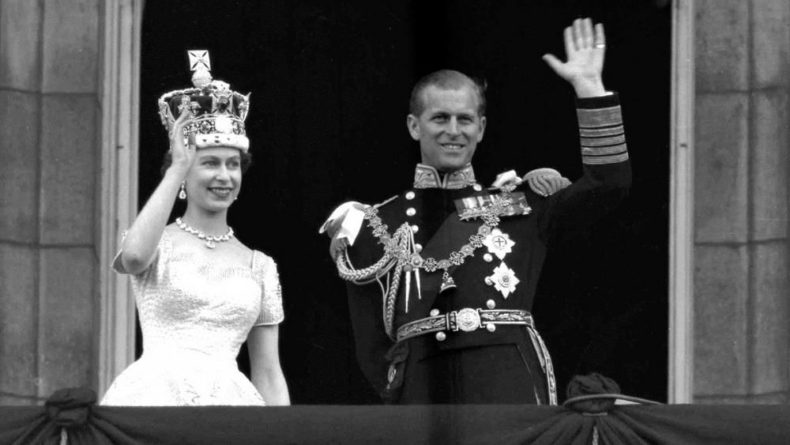 Общество: Лондон отдаёт дань памяти принцу Филиппу