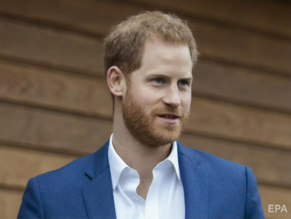 Общество: Принц Гарри без жены Меган прилетел в Великобританию на похороны принца Филиппа – СМИ