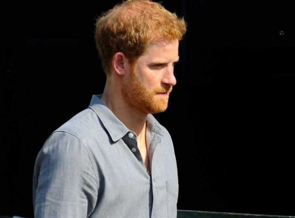 Общество: Принц Гарри вернулся в Лондон на похороны дедушки