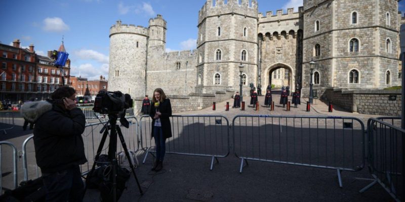Общество: В Великобритании хоронят принца Филиппа — главные события онлайн