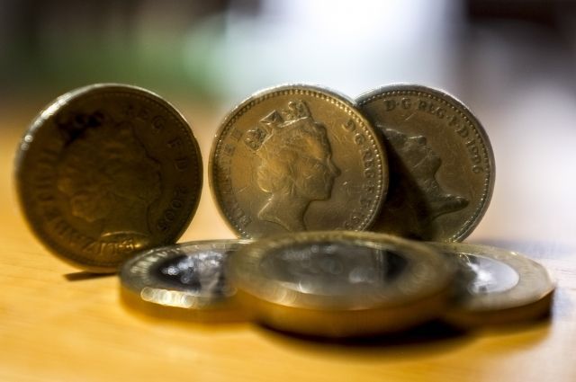 Общество: В Британии создали самую крупную в истории золотую монету