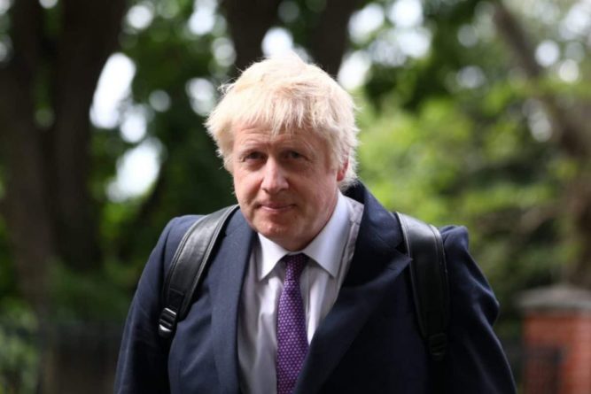 Общество: В Британии расследуют финансирование отпуска премьер-министра